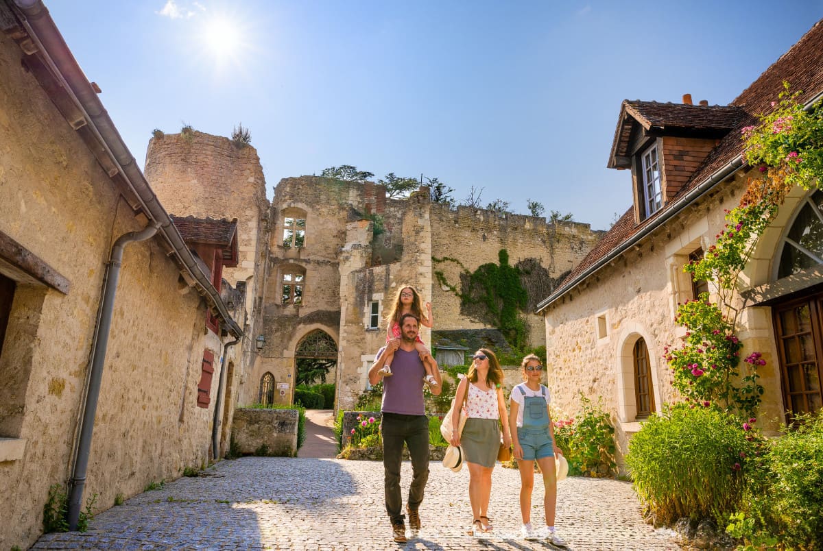 Visit montresor family sunny street